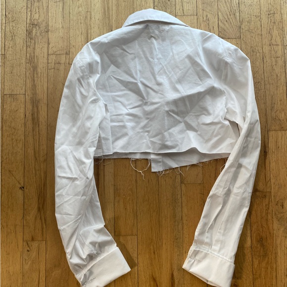 Collection by cezele white cropped button down. Cool and funky!! Size med. - Picture 3 of 3